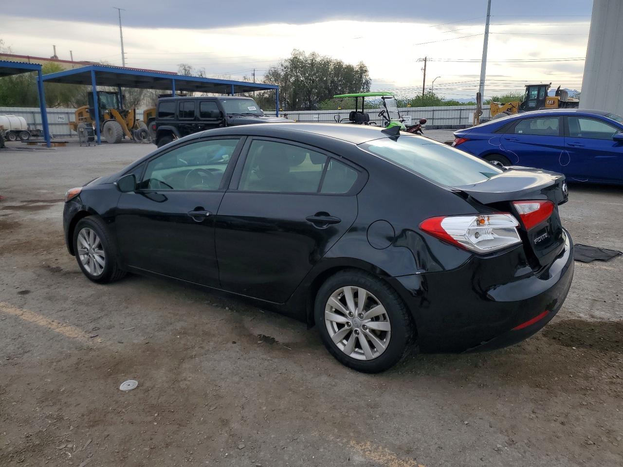 2016 KIA FORTE LX — снимка 2
