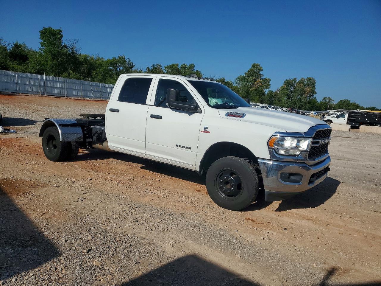 2021 RAM 3500 — снимка 4