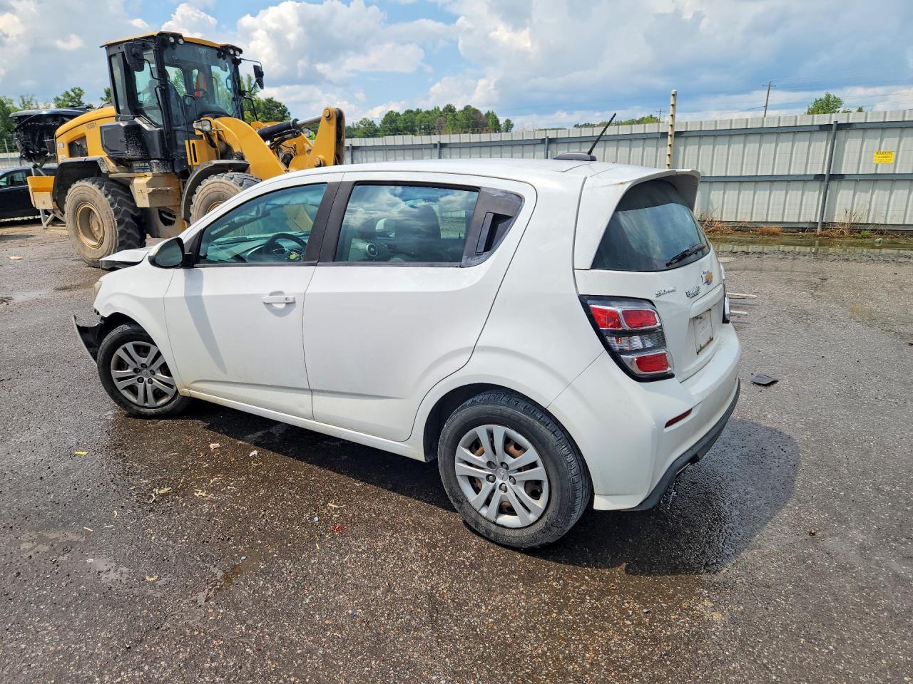 2017 CHEVROLET SONIC — снимка 2