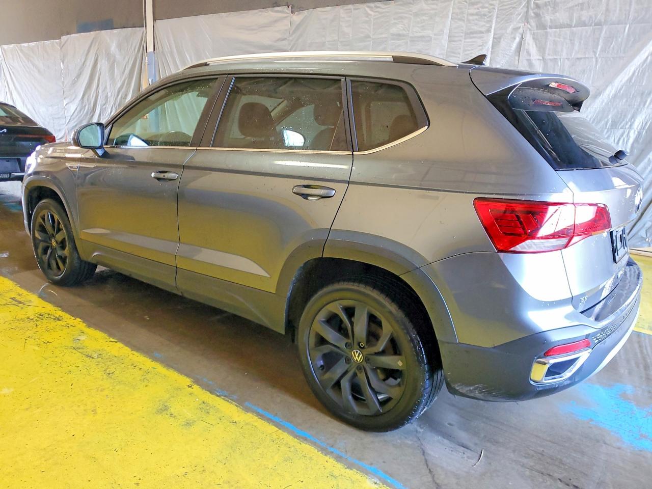 2023 VOLKSWAGEN TAOS SE — снимка 2
