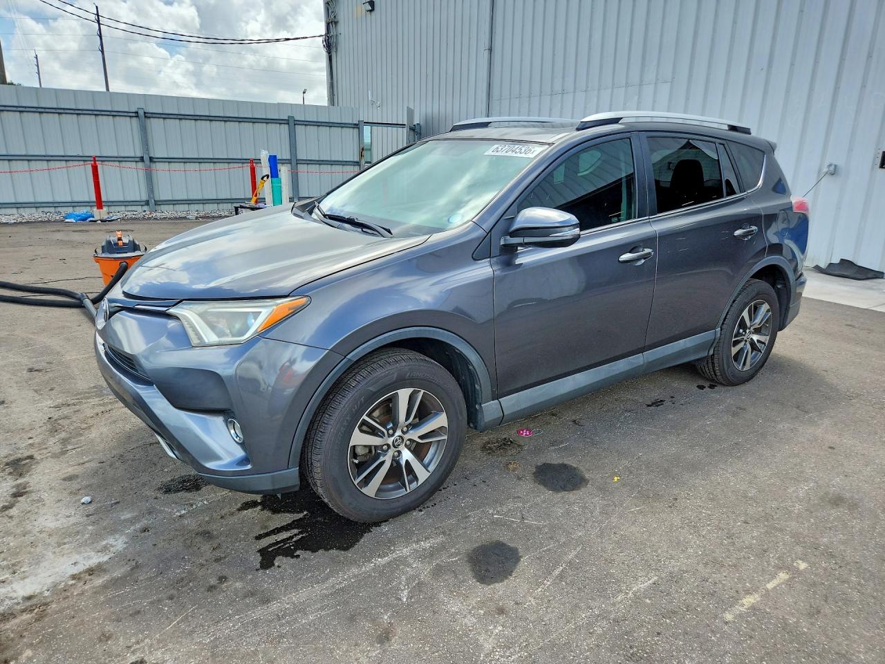 2016 TOYOTA RAV4 XLE