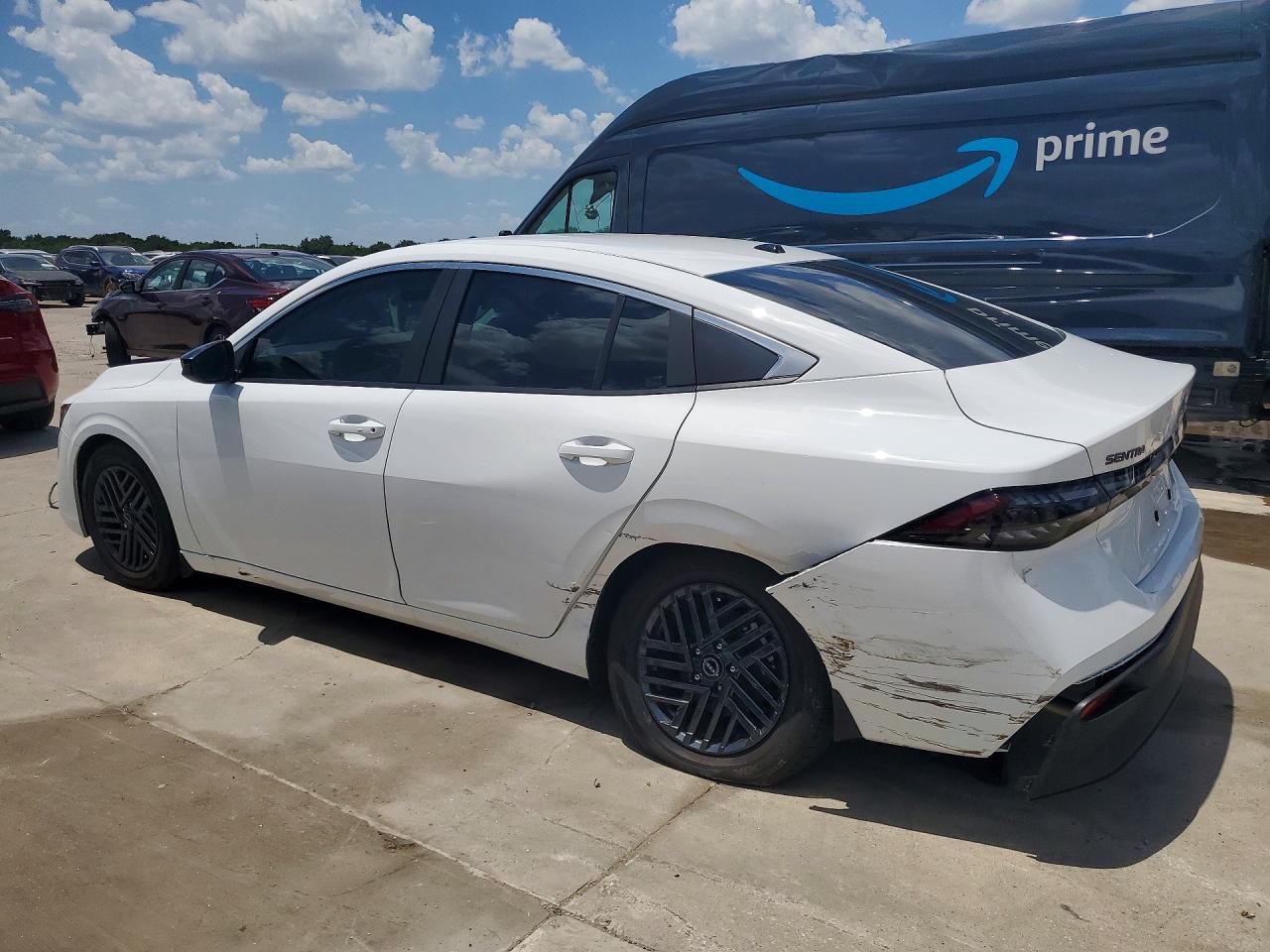 2026 NISSAN SENTRA SV — снимка 2