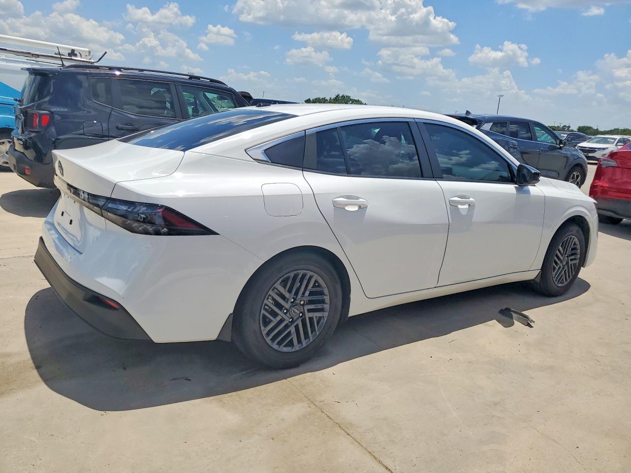 2026 NISSAN SENTRA SV — снимка 3