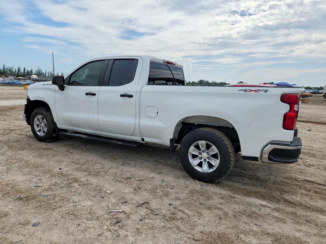 2021 CHEVROLET SILVERADO K1500 — снимка 2