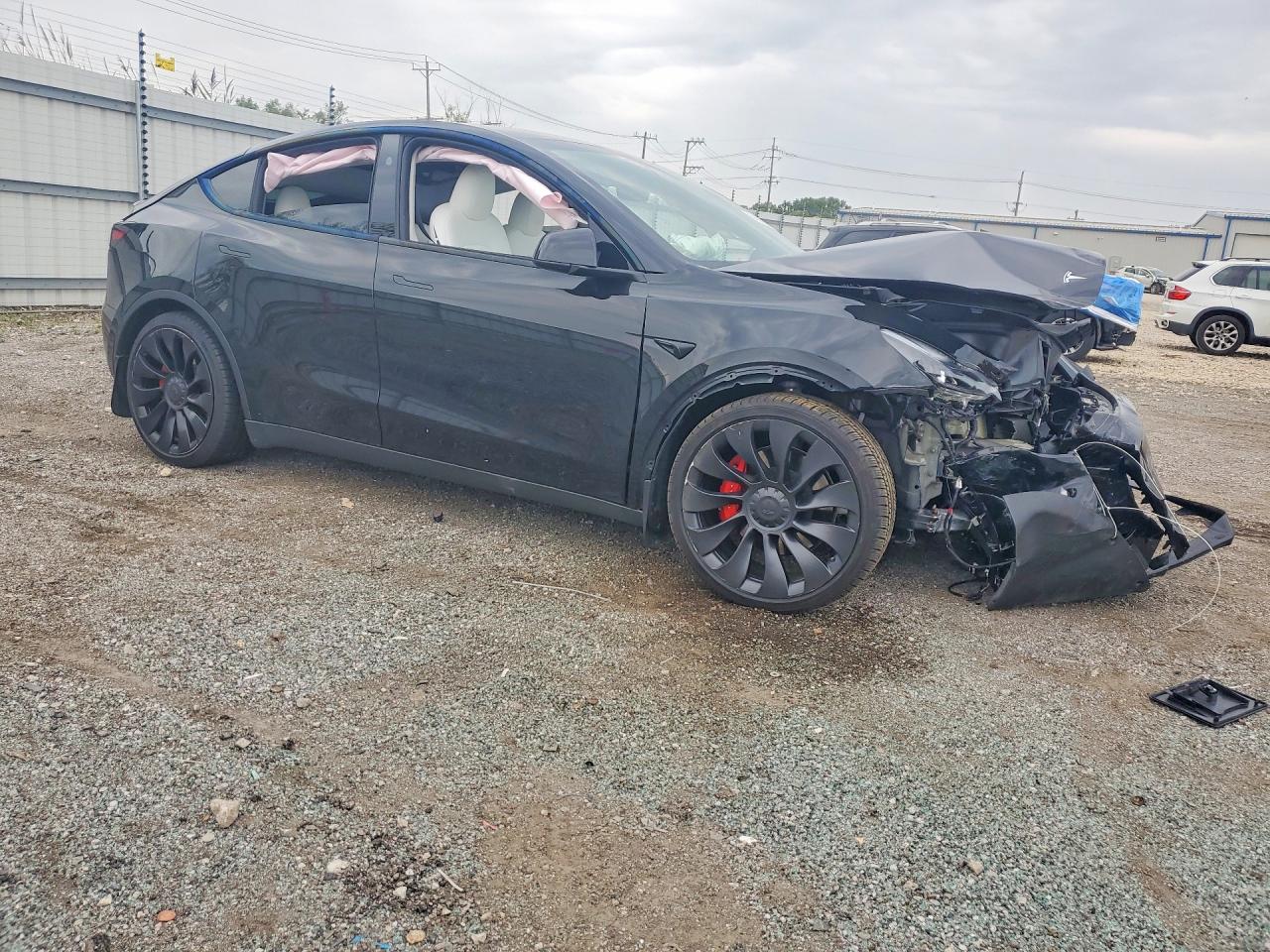 2023 TESLA MODEL Y — снимка 4