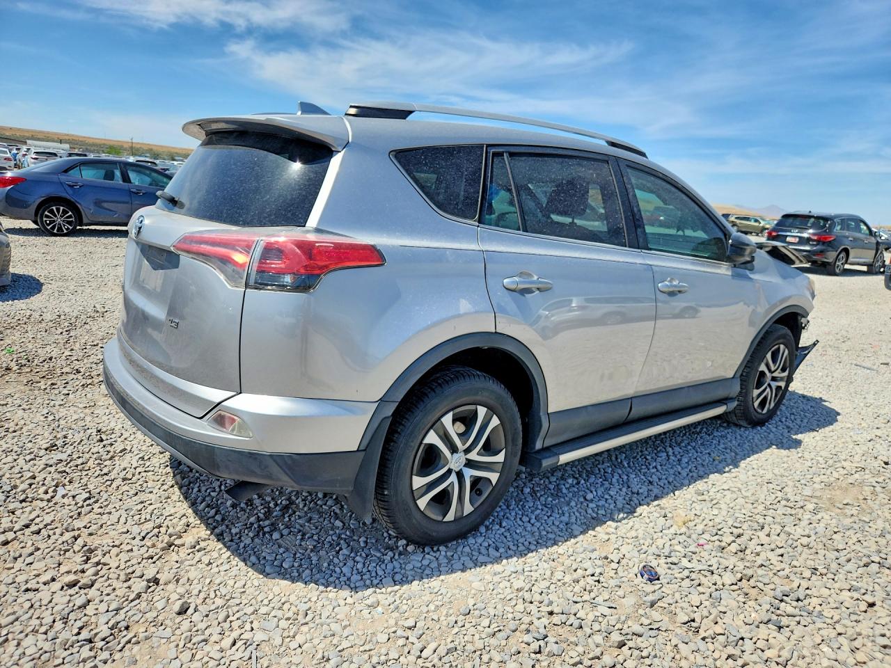 2016 TOYOTA RAV4 LE — снимка 3