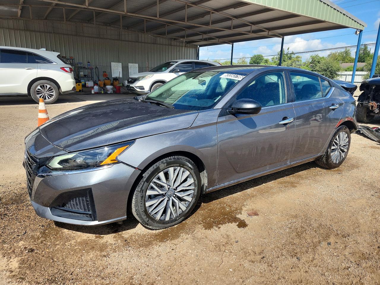 2025 NISSAN ALTIMA SV