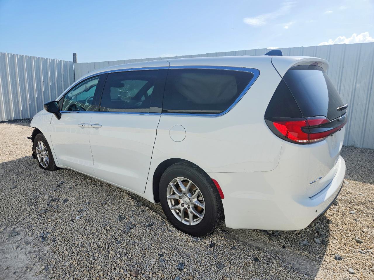 2026 CHRYSLER PACIFICA SELECT — снимка 2