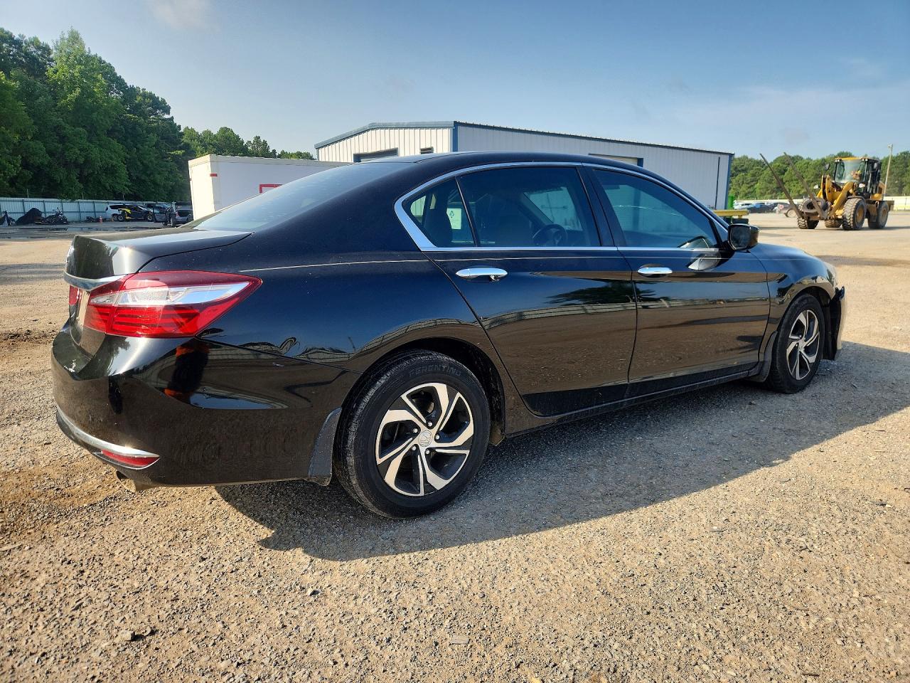 2017 HONDA ACCORD LX — снимка 3