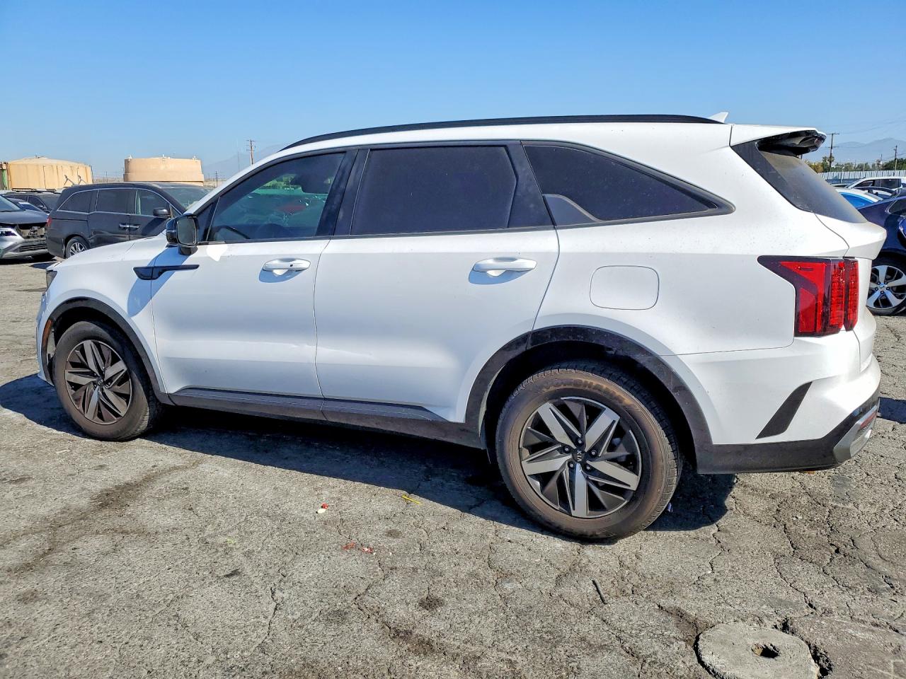 2021 KIA SORENTO S — снимка 2