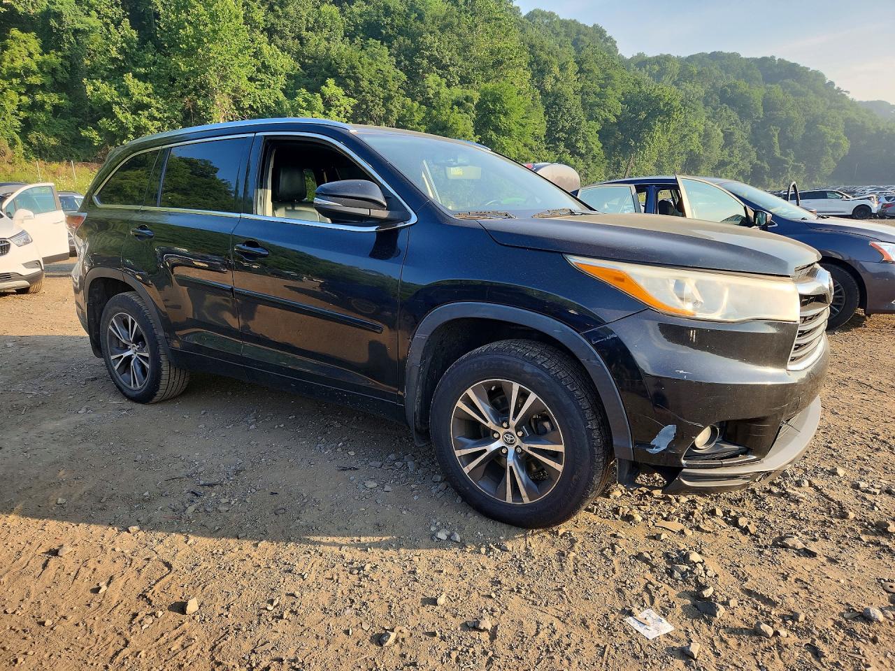 2016 TOYOTA HIGHLANDER XLE — снимка 4