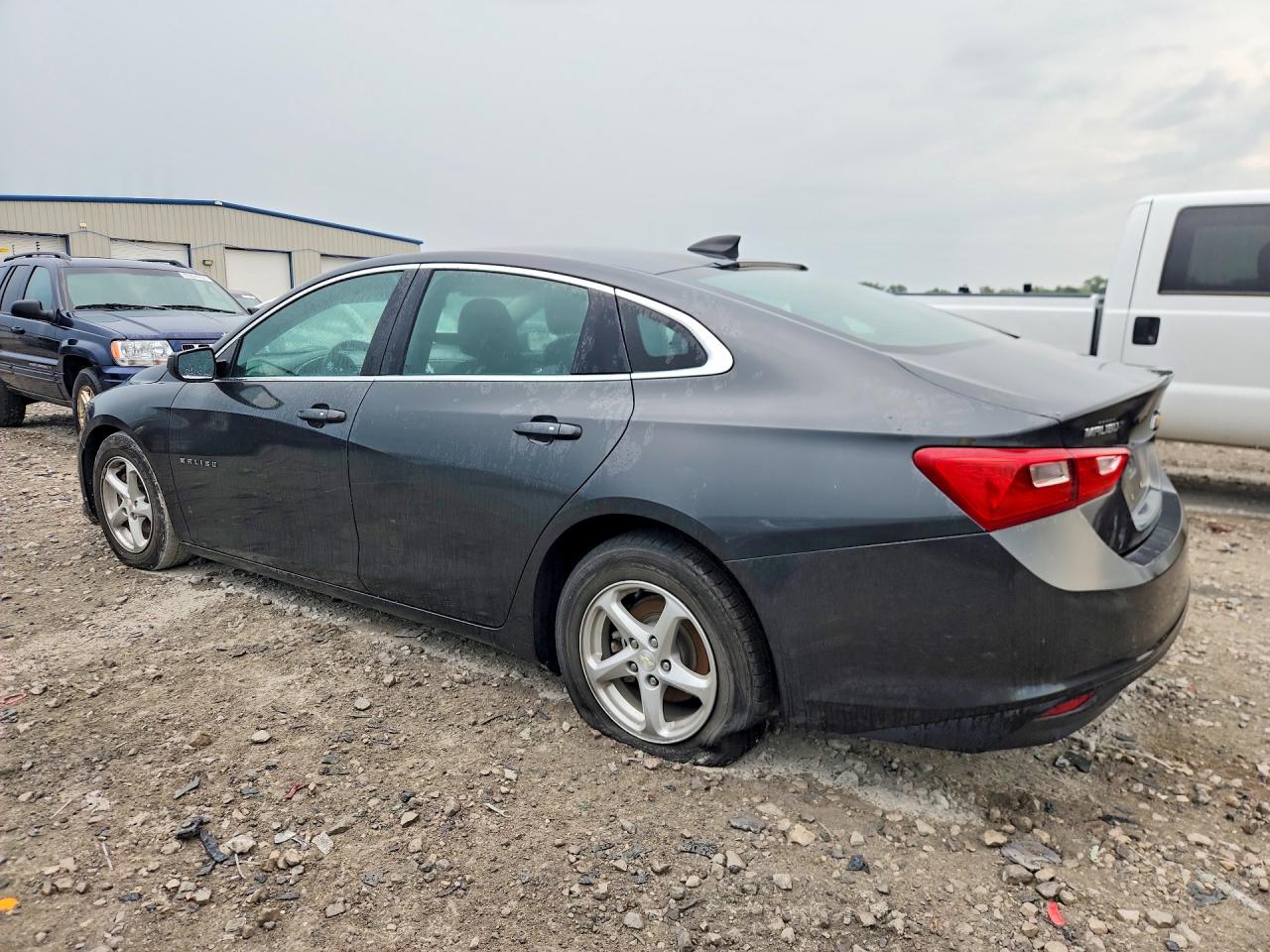2017 CHEVROLET MALIBU LS — снимка 2