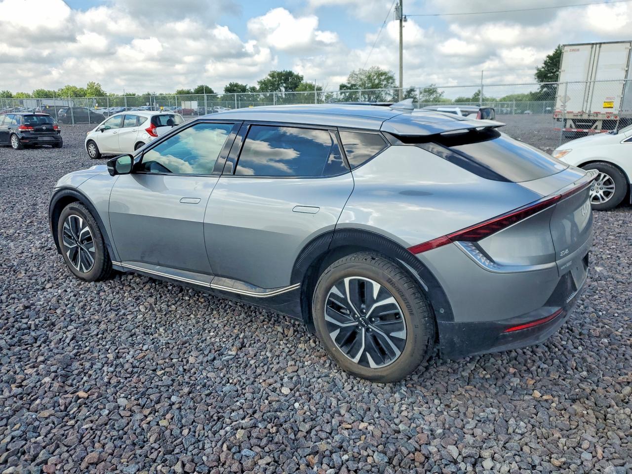 2023 KIA EV6 WIND — снимка 2