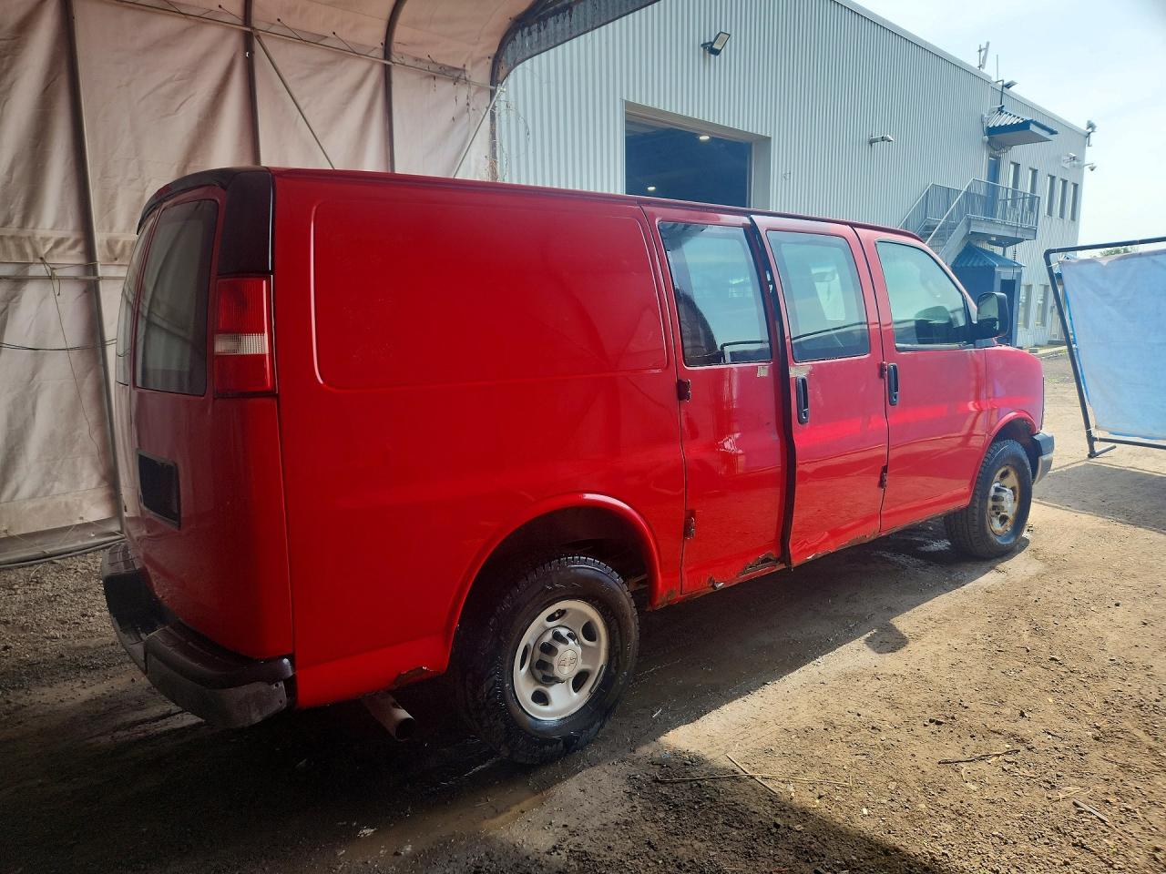 2017 CHEVROLET EXPRESS G2500 — снимка 3
