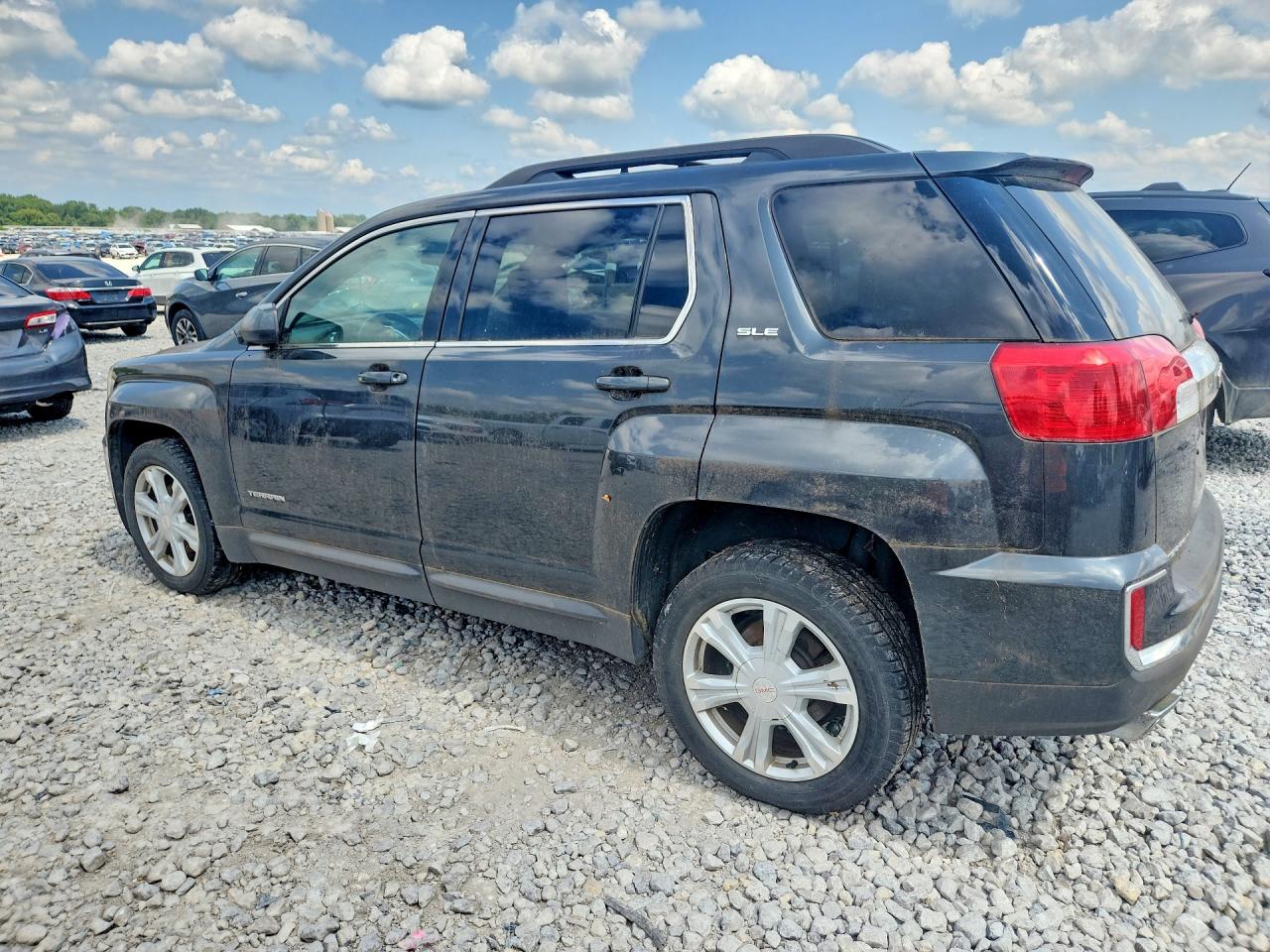2017 GMC TERRAIN SLE — снимка 2