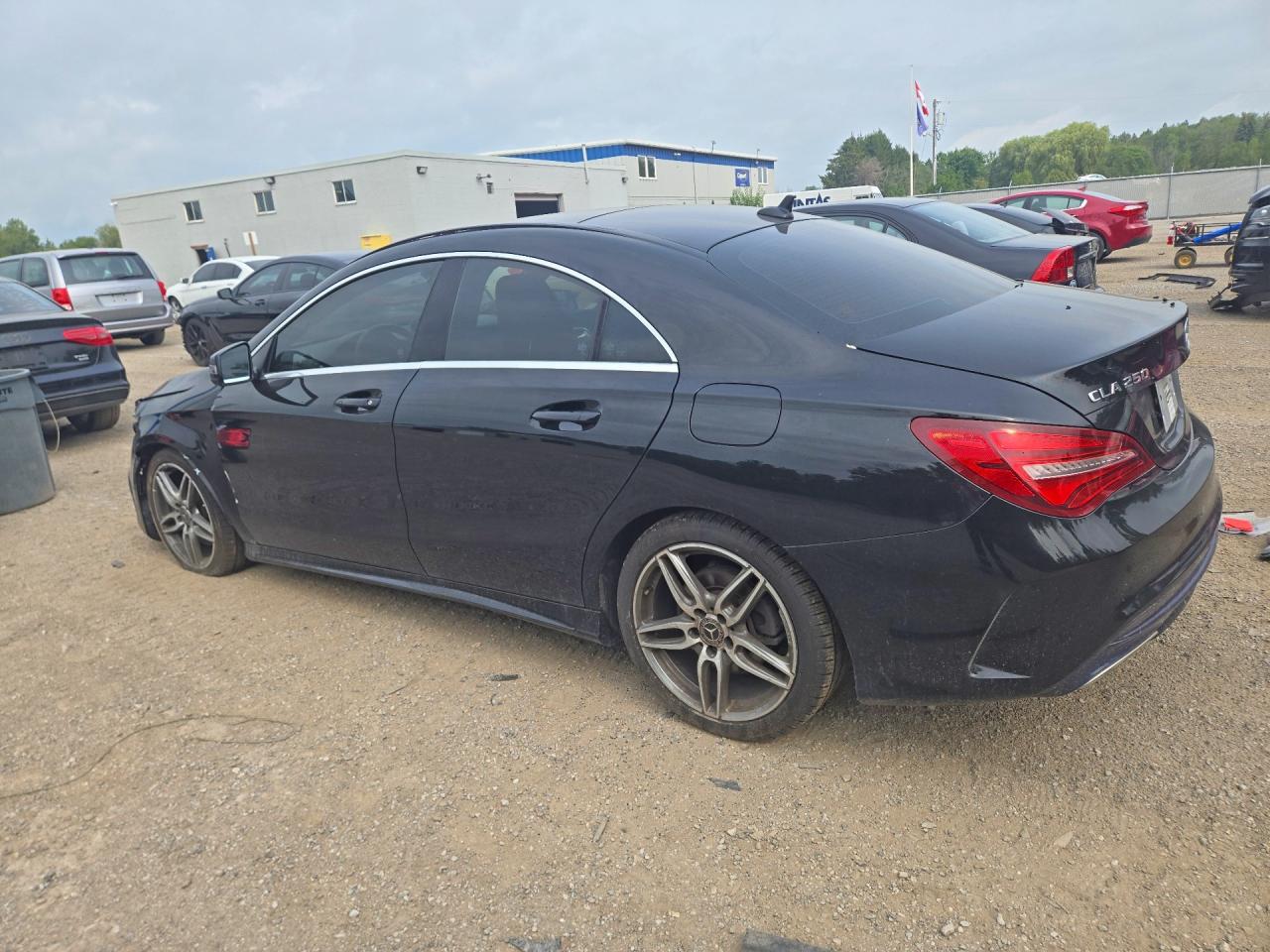 2018 MERCEDES-BENZ CLA 250 4MATIC — снимка 2