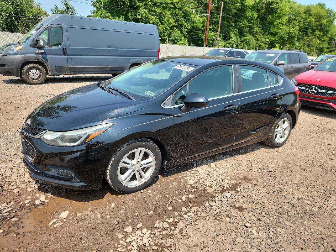 2017 CHEVROLET CRUZE LT