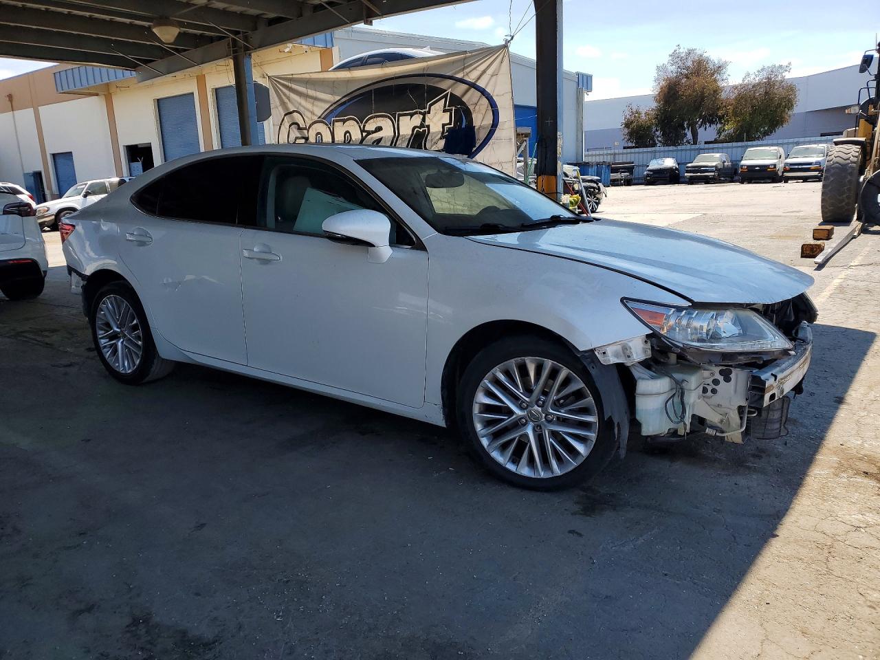 2013 LEXUS ES 350 — снимка 4