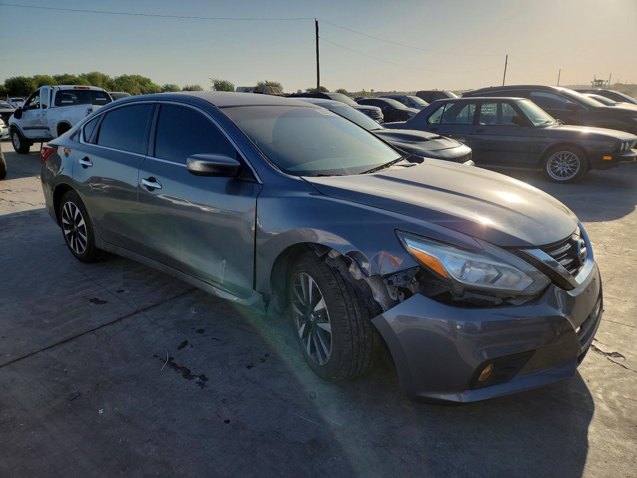 2018 NISSAN ALTIMA 2.5 SV — снимка 4