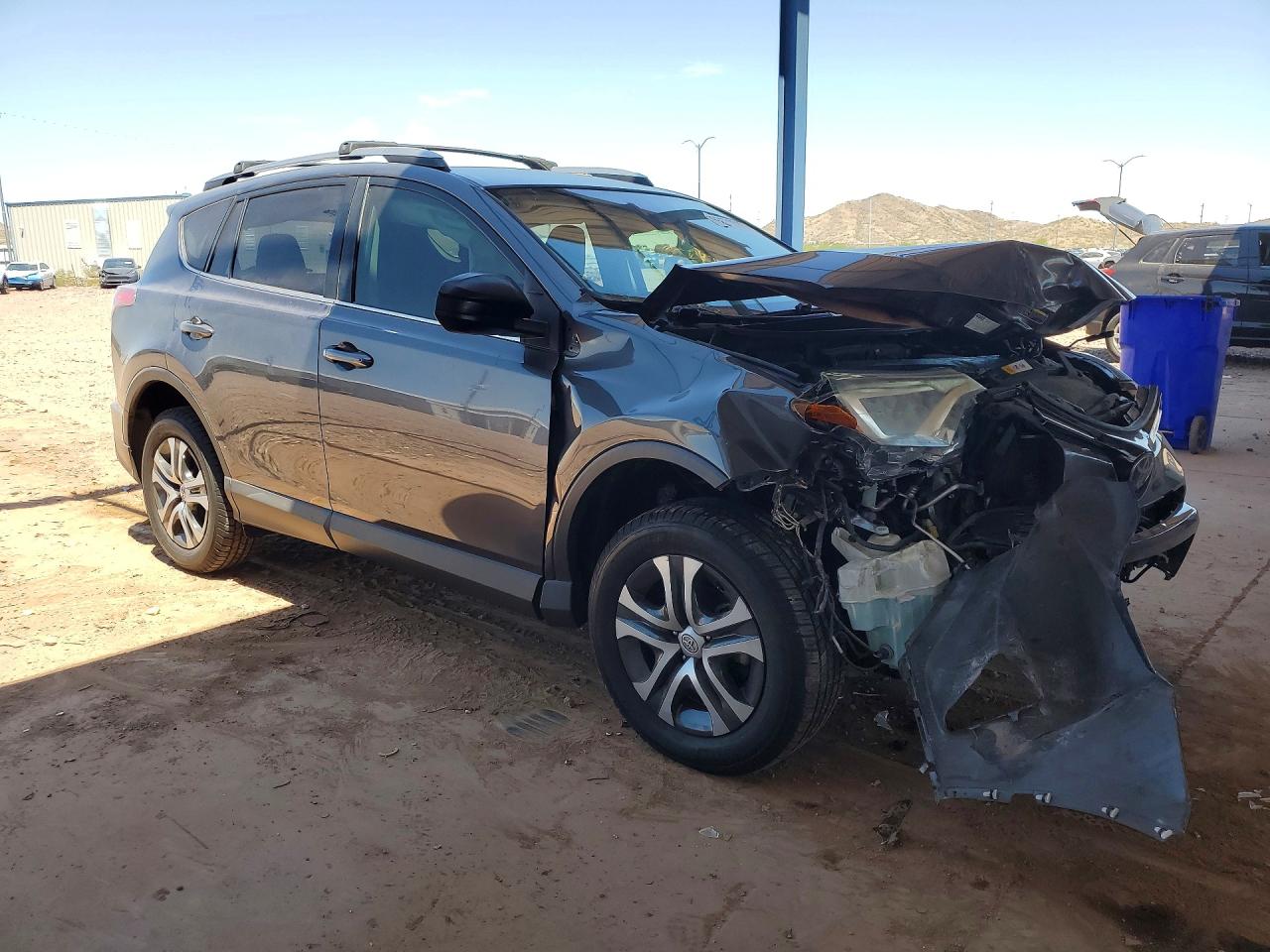 2017 TOYOTA RAV4 LE — снимка 4