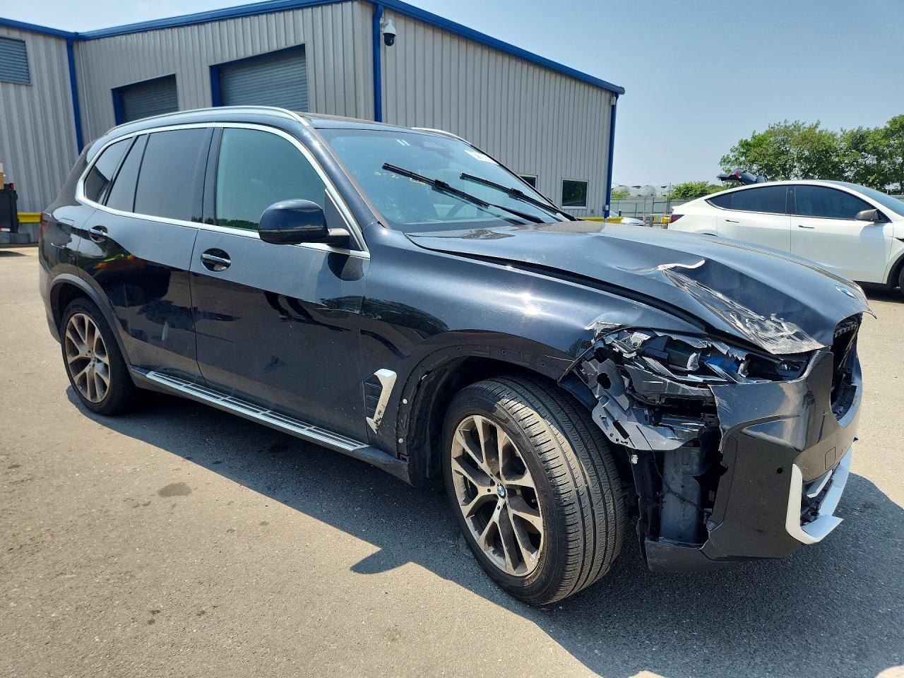 2025 BMW X5 XDRIVE40I — снимка 4