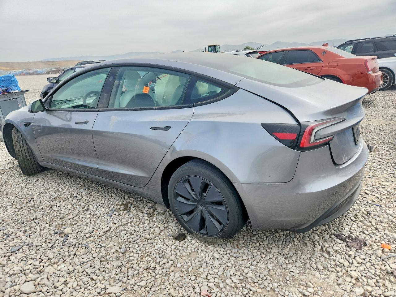 2025 TESLA MODEL 3 — снимка 2