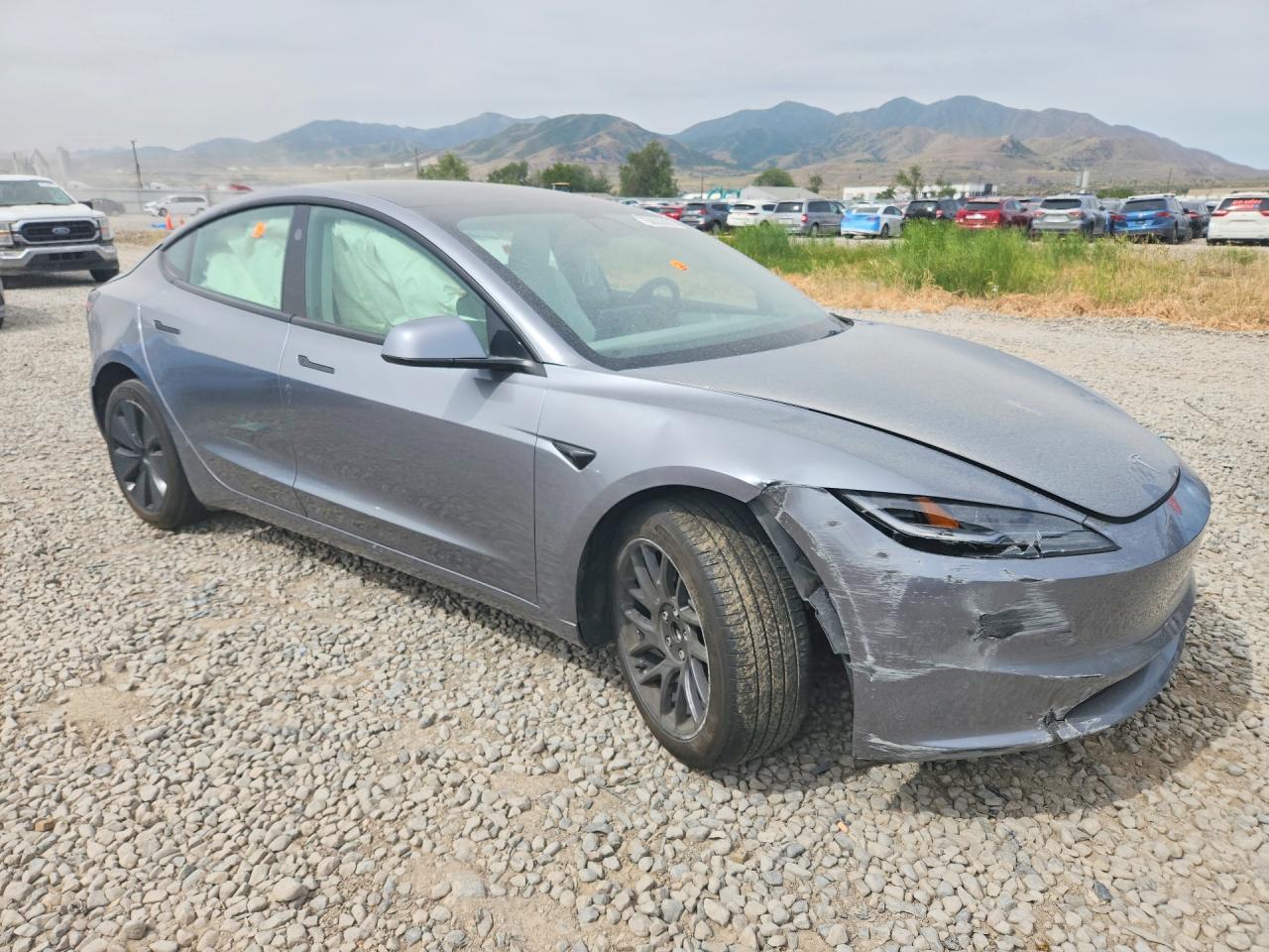 2025 TESLA MODEL 3 — снимка 4