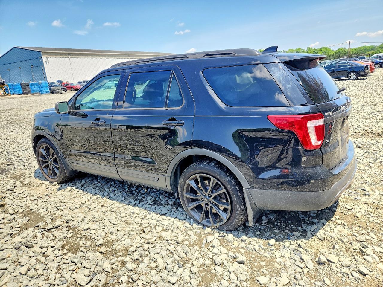 2017 FORD EXPLORER XLT — снимка 2