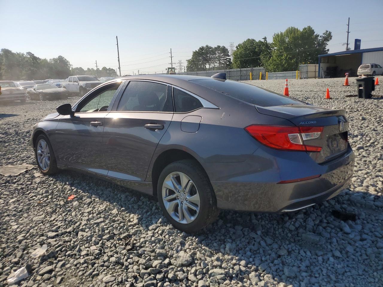 2018 HONDA ACCORD LX — снимка 2