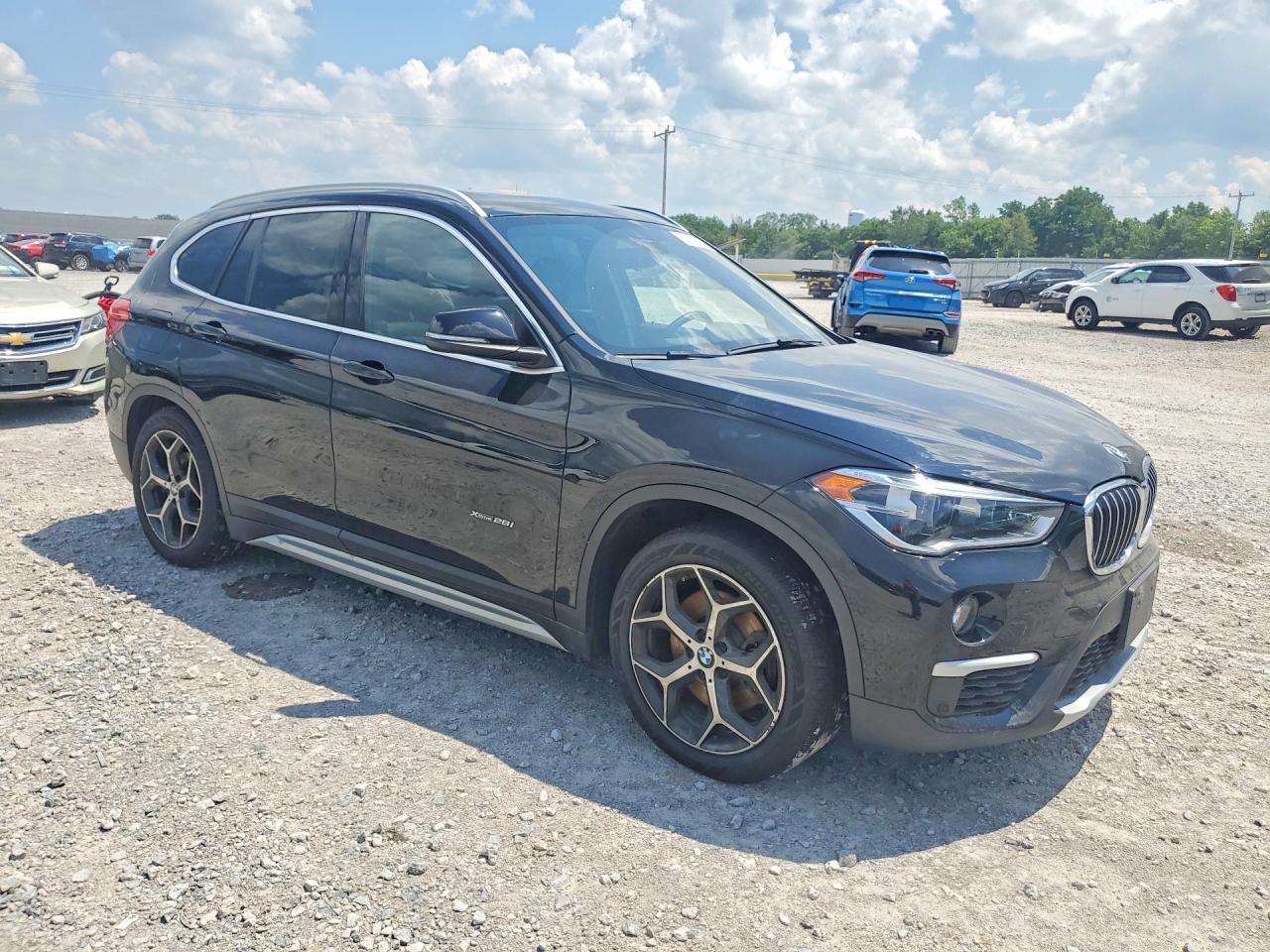 2017 BMW X1 XDRIVE28I — снимка 4