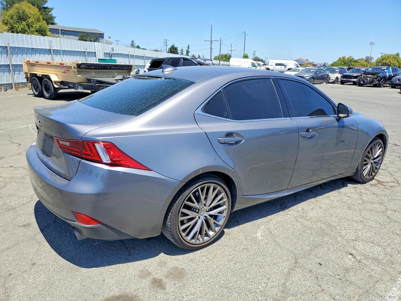 2015 LEXUS IS 250 — снимка 3