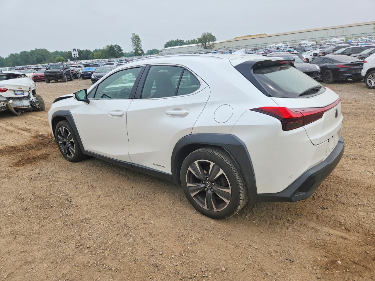 2019 LEXUS UX 250H — снимка 2