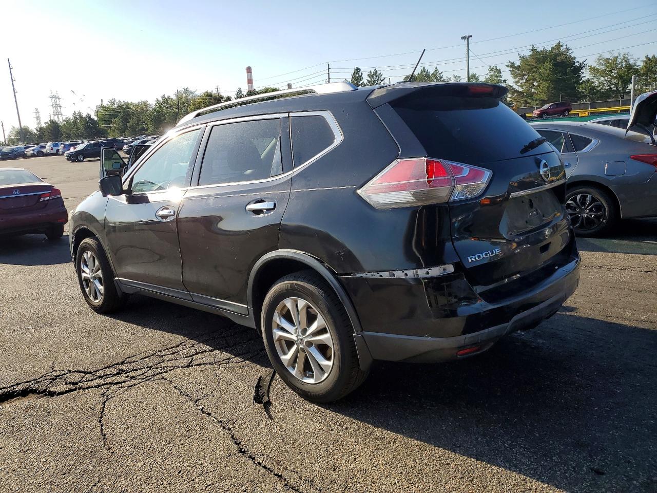 2016 NISSAN ROGUE SV — снимка 2