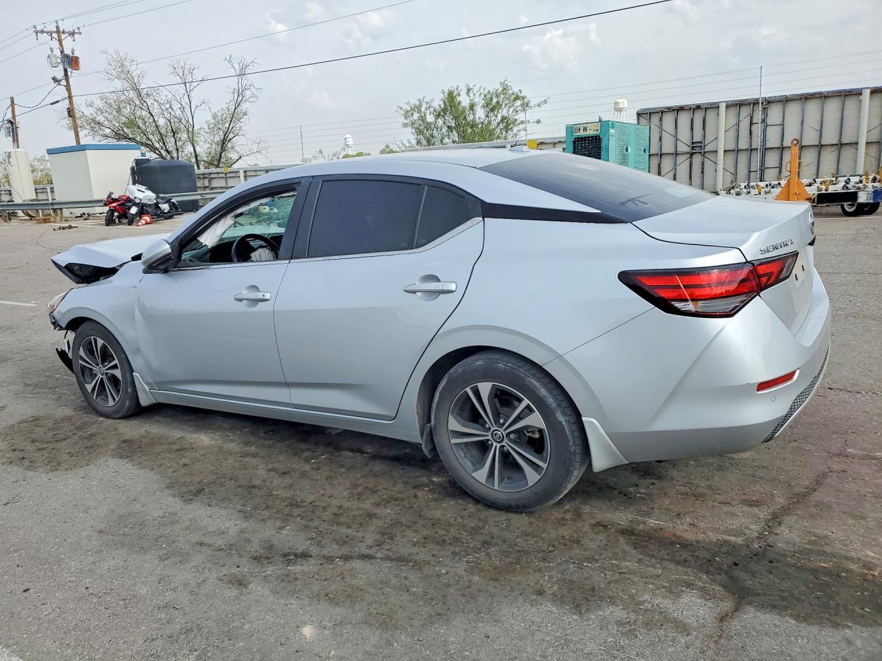 2020 NISSAN SENTRA SV — снимка 2