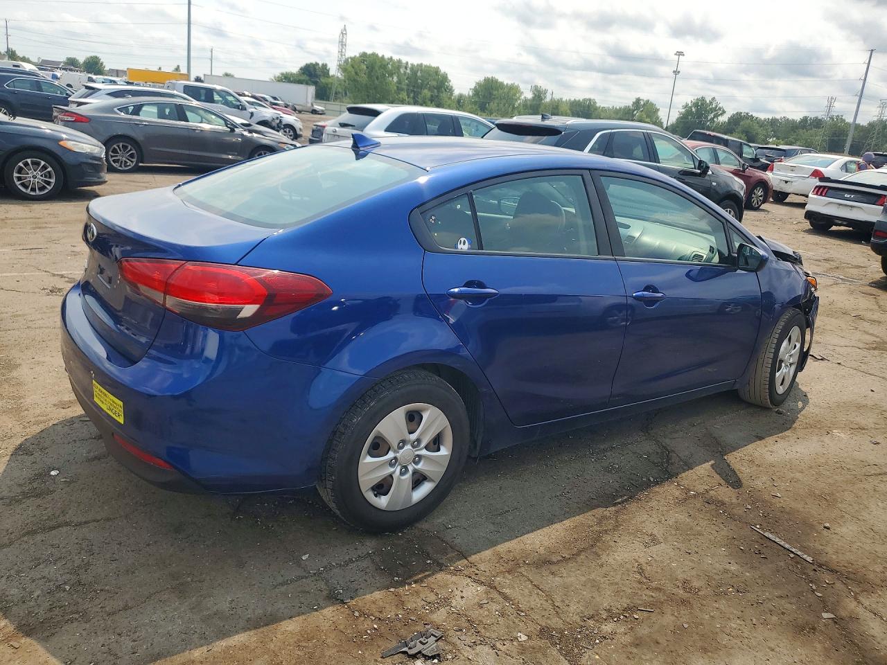 2017 KIA FORTE LX — снимка 3