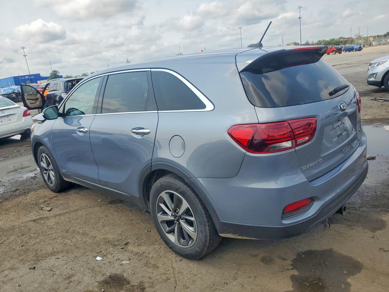 2020 KIA SORENTO S — снимка 3