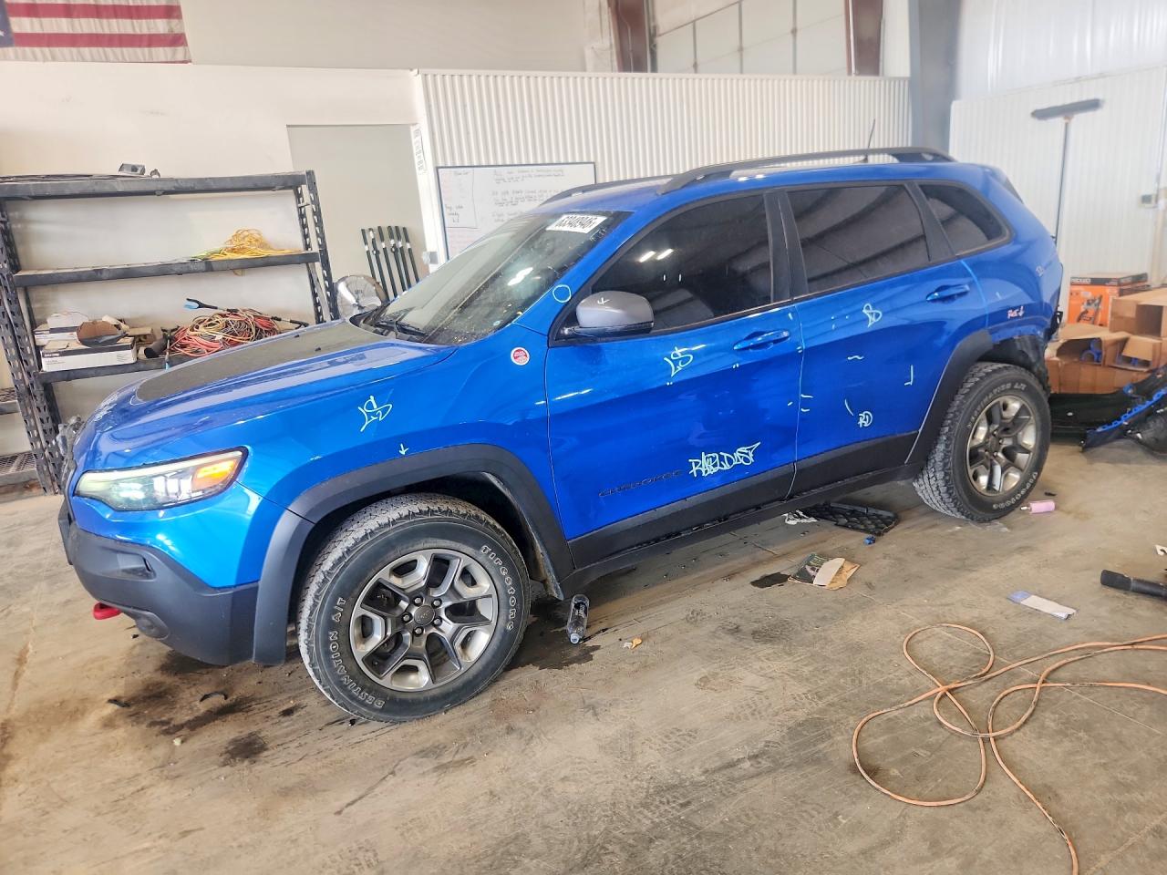 2019 JEEP CHEROKEE TRAILHAWK