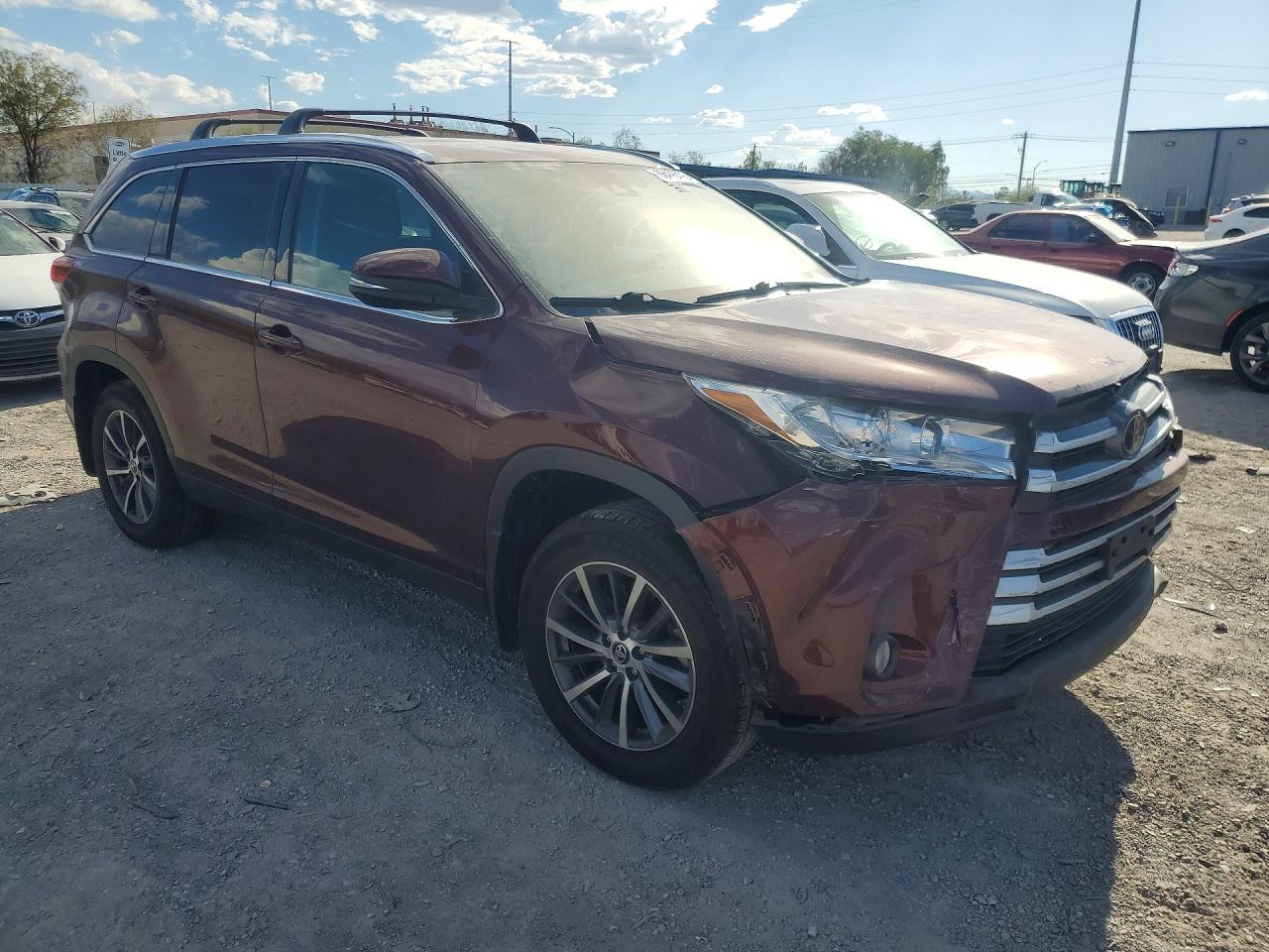 2019 TOYOTA HIGHLANDER XLE — снимка 4