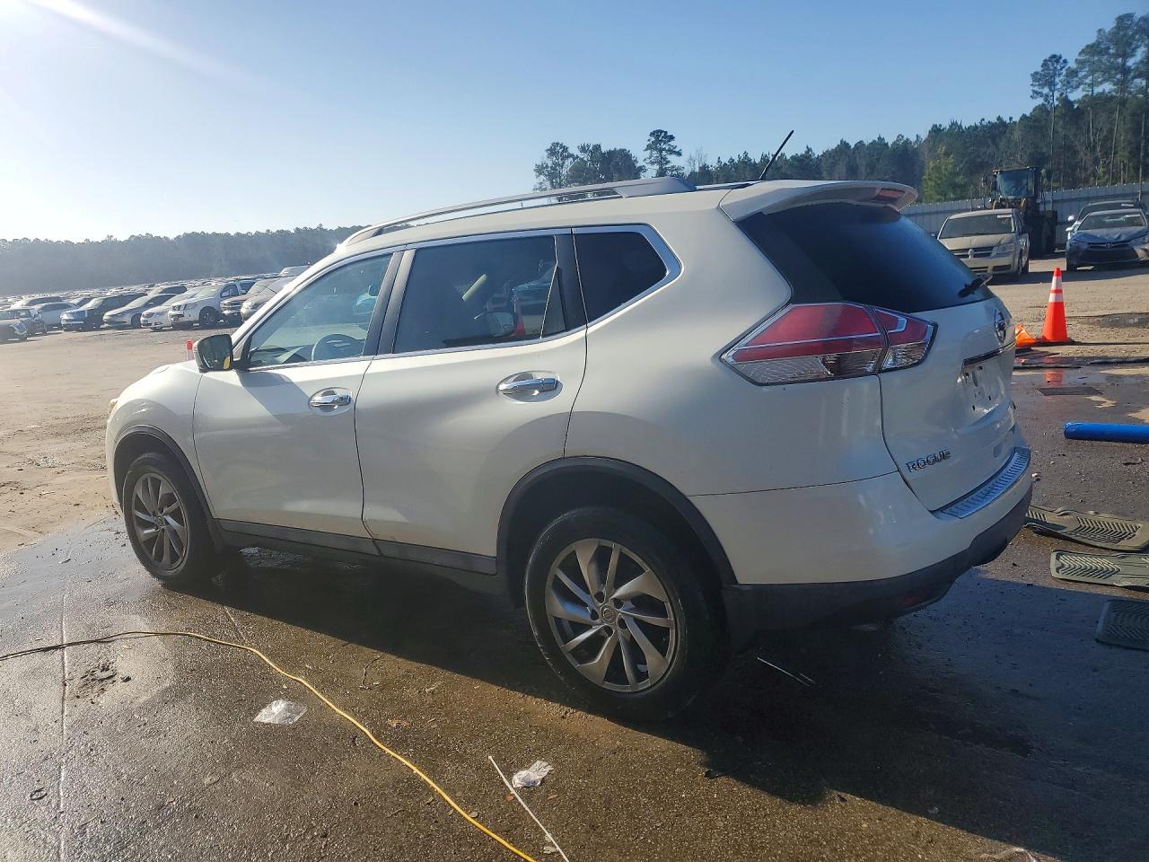 2015 NISSAN ROGUE SL — снимка 2