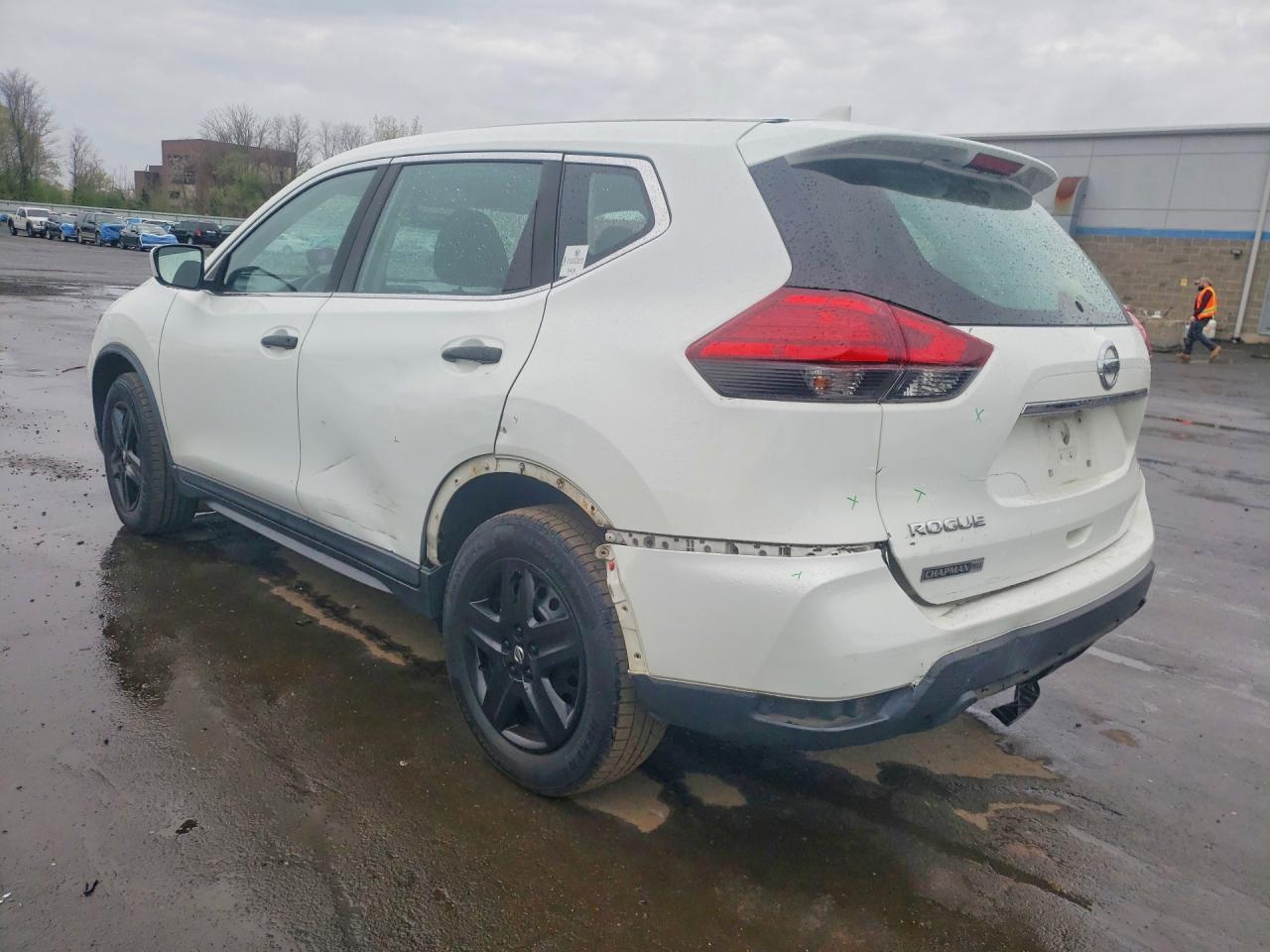 2017 NISSAN ROGUE S — снимка 2