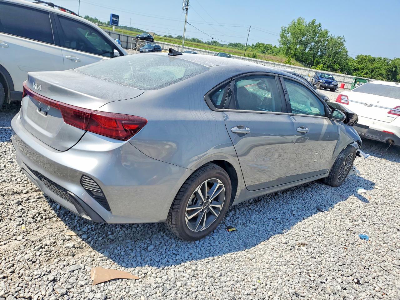 2024 KIA FORTE LXS — снимка 3