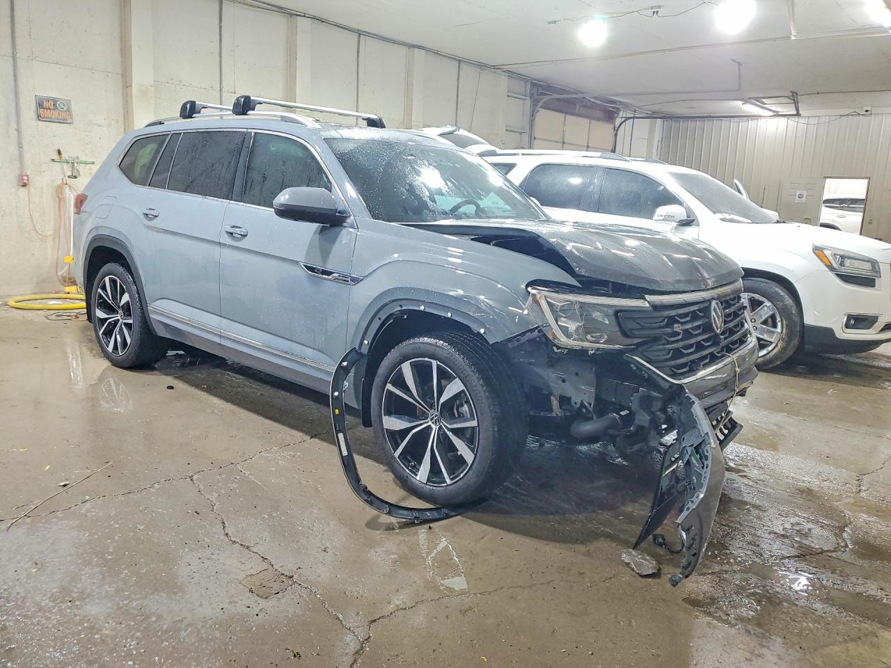 2025 VOLKSWAGEN ATLAS SEL PREMIUM R-LINE — снимка 4