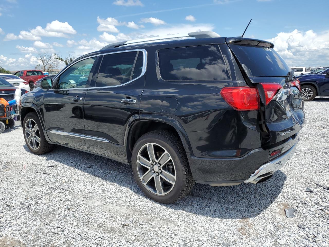 2019 GMC ACADIA DENALI — снимка 2