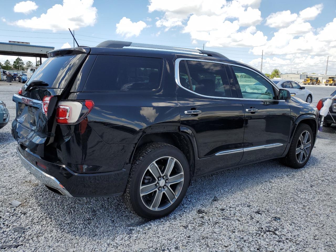 2019 GMC ACADIA DENALI — снимка 3