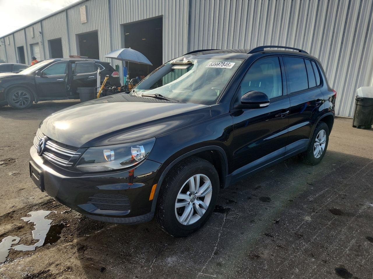 2017 VOLKSWAGEN TIGUAN S