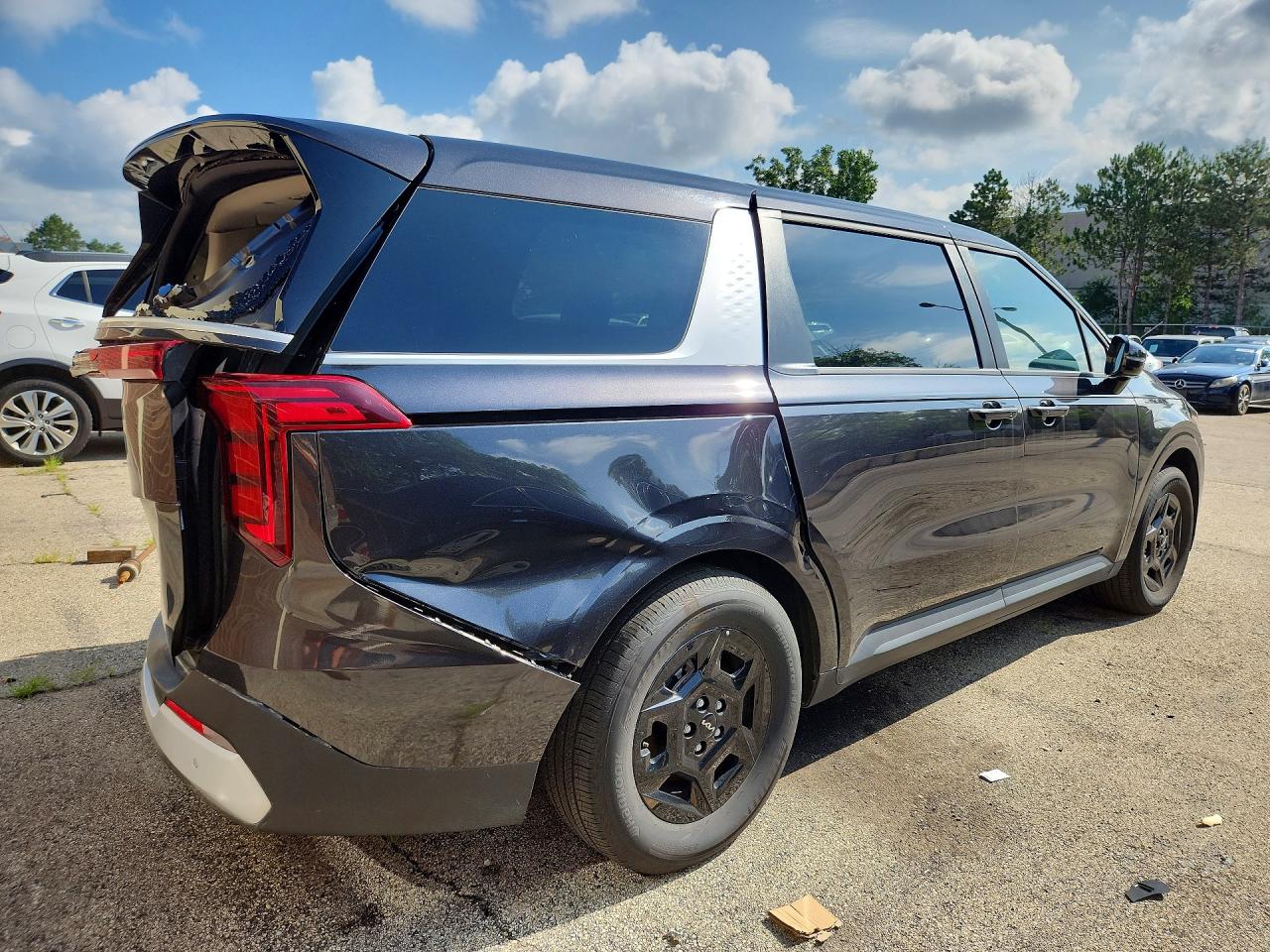 2026 KIA CARNIVAL LXS — снимка 3