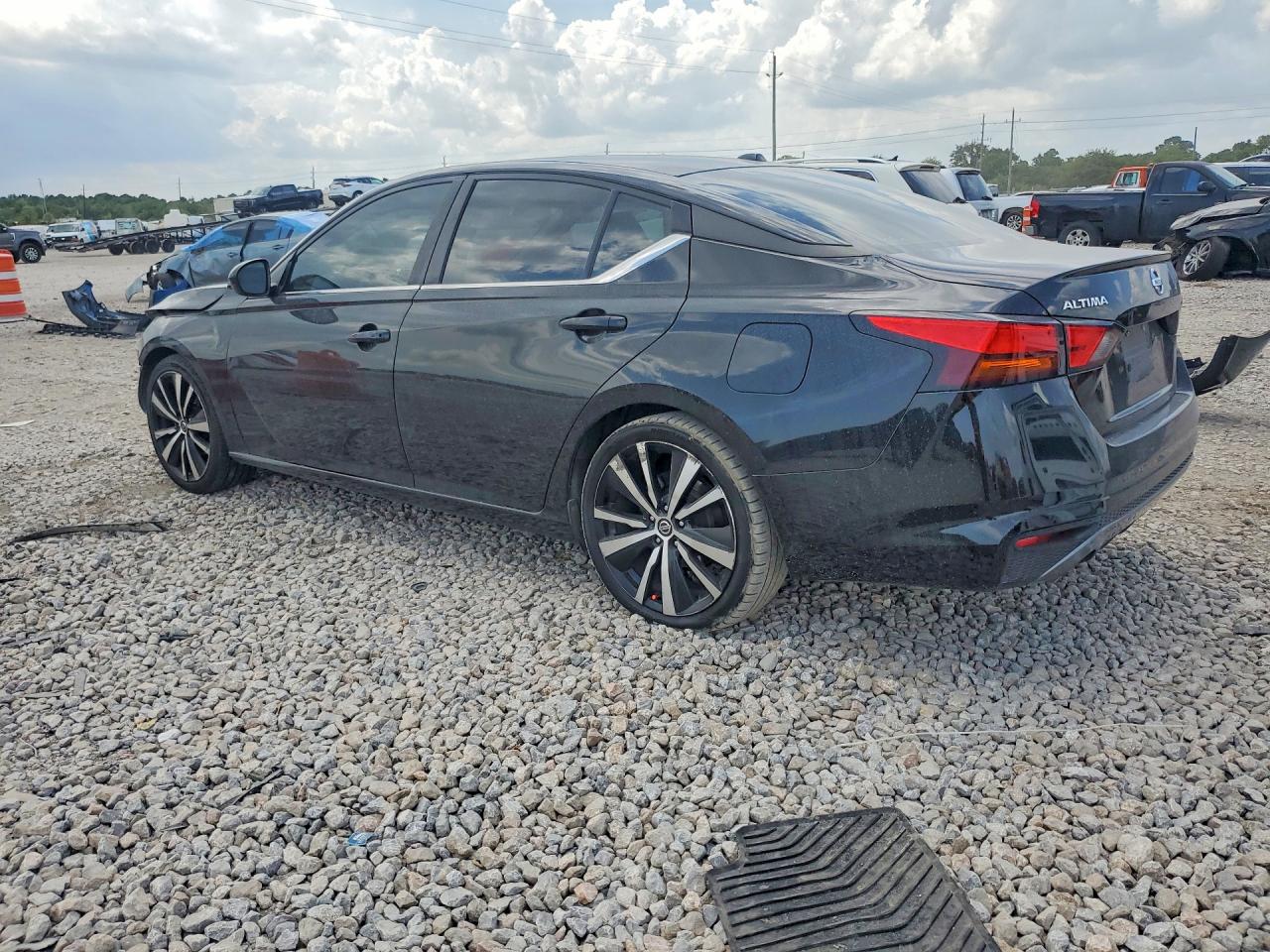 2020 NISSAN ALTIMA SR — снимка 2