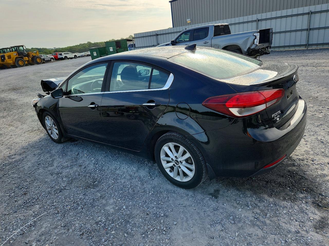 2017 KIA FORTE S — снимка 2