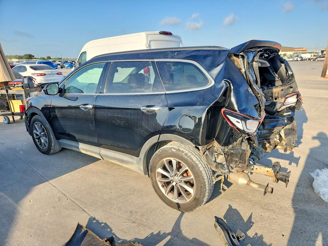 2017 HYUNDAI SANTA FE SE — снимка 2