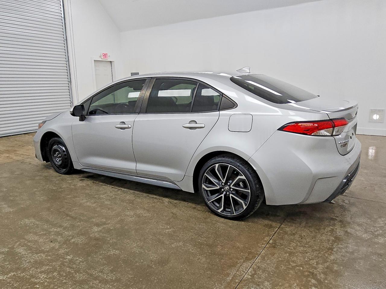 2022 TOYOTA COROLLA SE — снимка 2